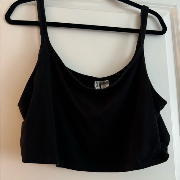 XL H&M crop tank top in black - Picture 4 of 4